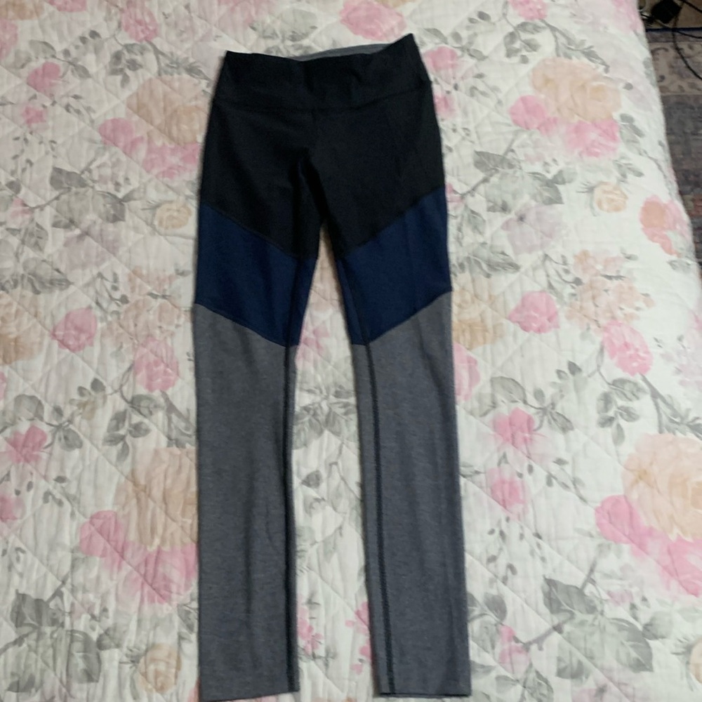 Xs leggings- Outdoor voices. Perfect condition